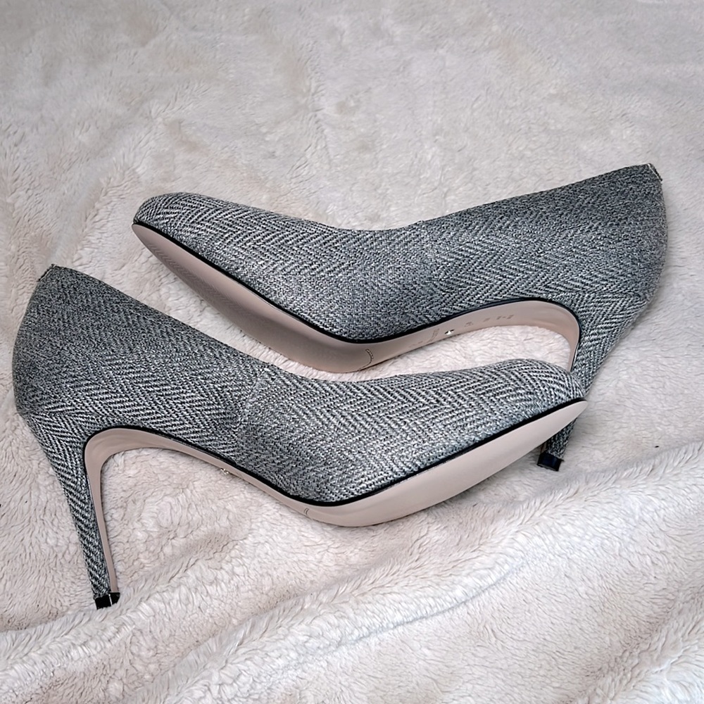 CORSO Como Gray Patterned Wool Stiletto Rounded T… - image 6